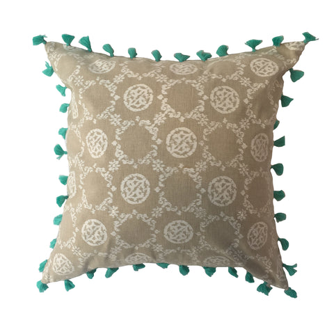 pillow medallion pattern natural/turquoise 20" x 20"